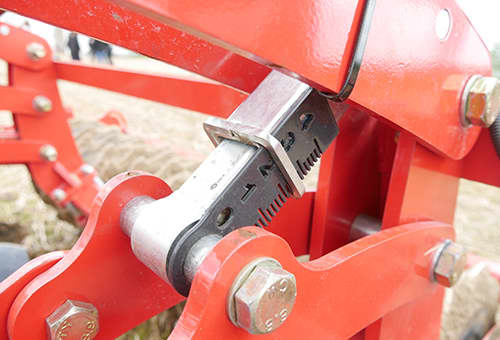 Enduro-Pro-Adjustment-02-g888ahfr9l