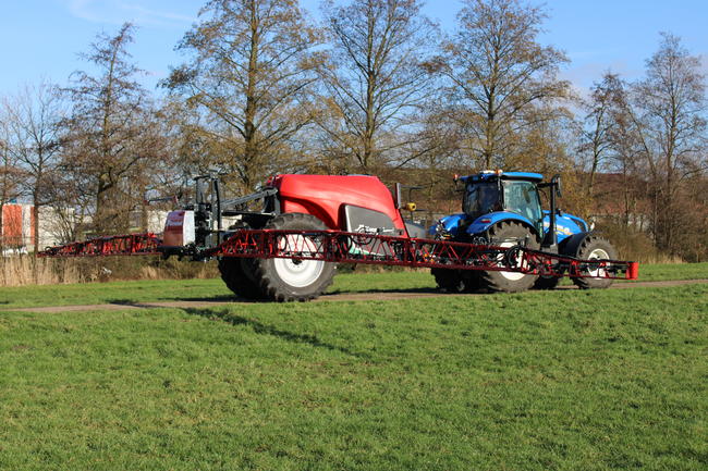 Kverneland-iXtrackT4-HC-boom-0005-gme3n5wfw5_width650